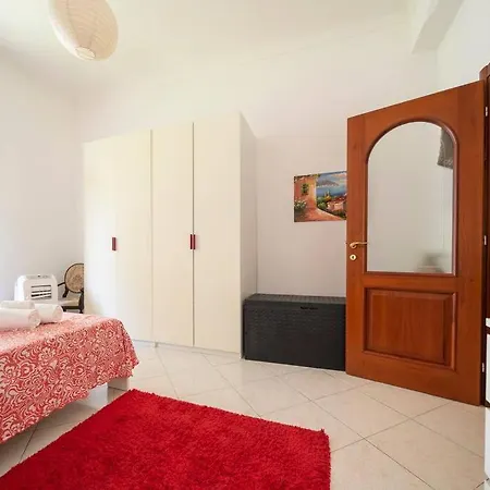 Apartament 300m Dal Mare, 10 Min Dalla Stazione Con Giardino Bordighera