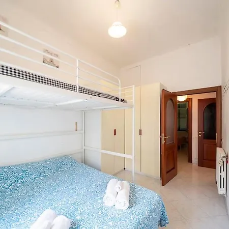 300m Dal Mare, 10 Min Dalla Stazione Con Giardino