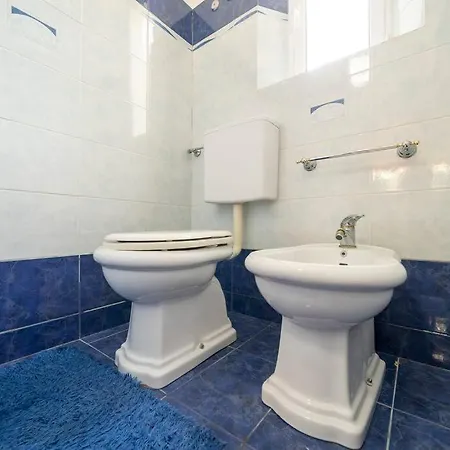 300m Dal Mare, 10 Min Dalla Stazione Con Giardino *