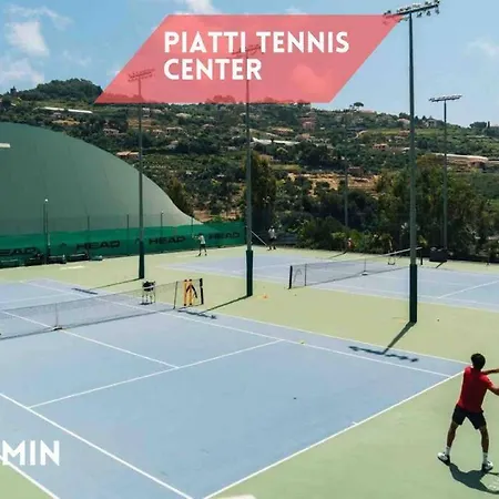 300m Dal Mare, 10 Min Dalla Stazione Con Giardino Bordighera