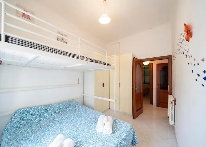 300m Dal Mare, 10 Min Dalla Stazione Con Giardino