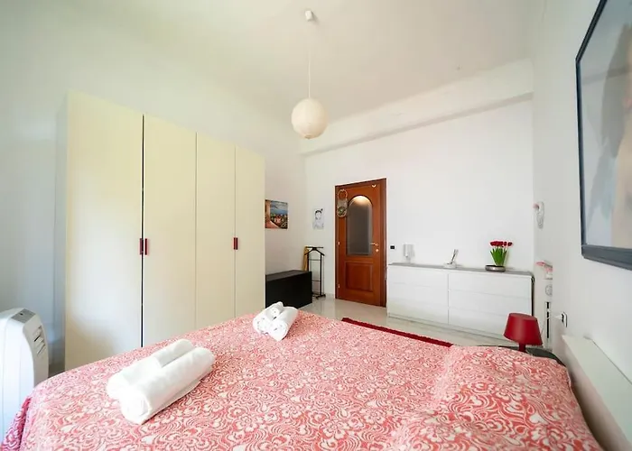 Apartamento 300m Dal Mare, 10 Min Dalla Stazione Con Giardino Bordighera