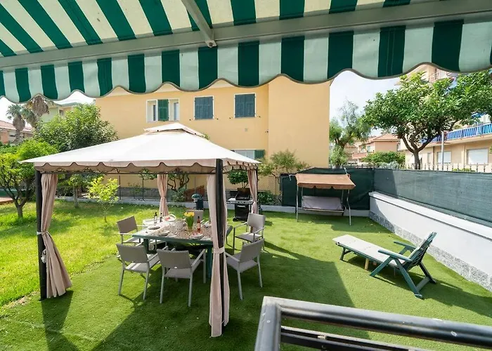 300m Dal Mare, 10 Min Dalla Stazione Con Giardino Bordighera